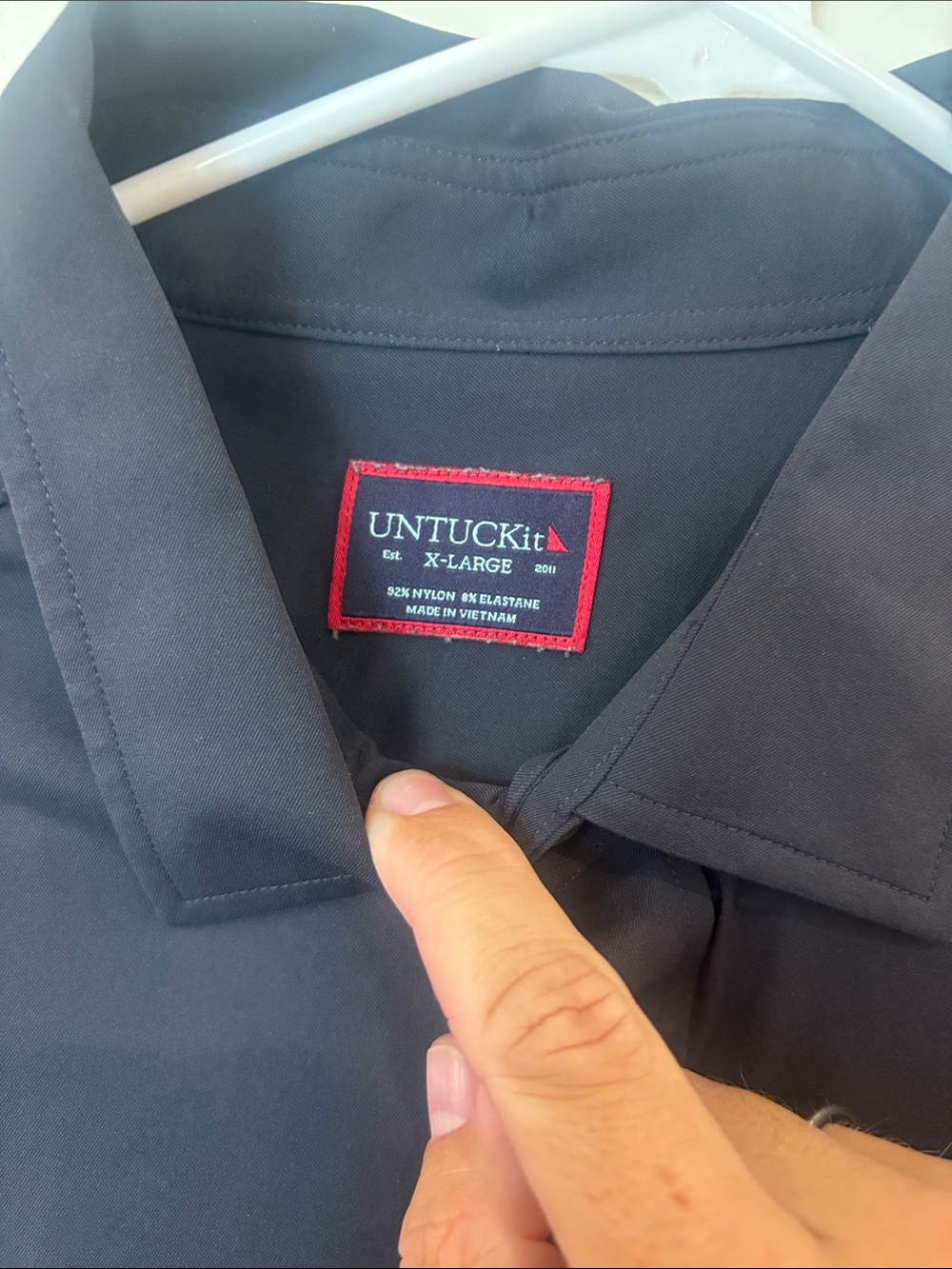 Men’s Long Sleeve Untuckit Shirt - Picture 3 of 3